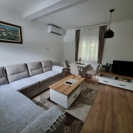 Matija Airport Apartman
