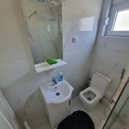 Apartman Matija Airport