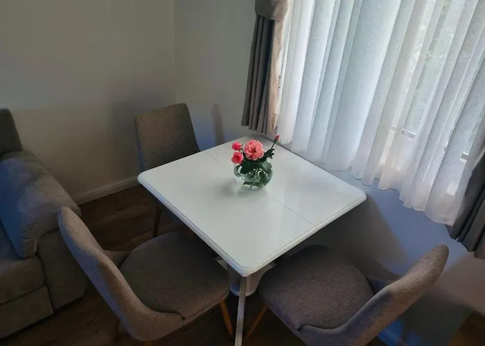 Matija Airport Apartament *